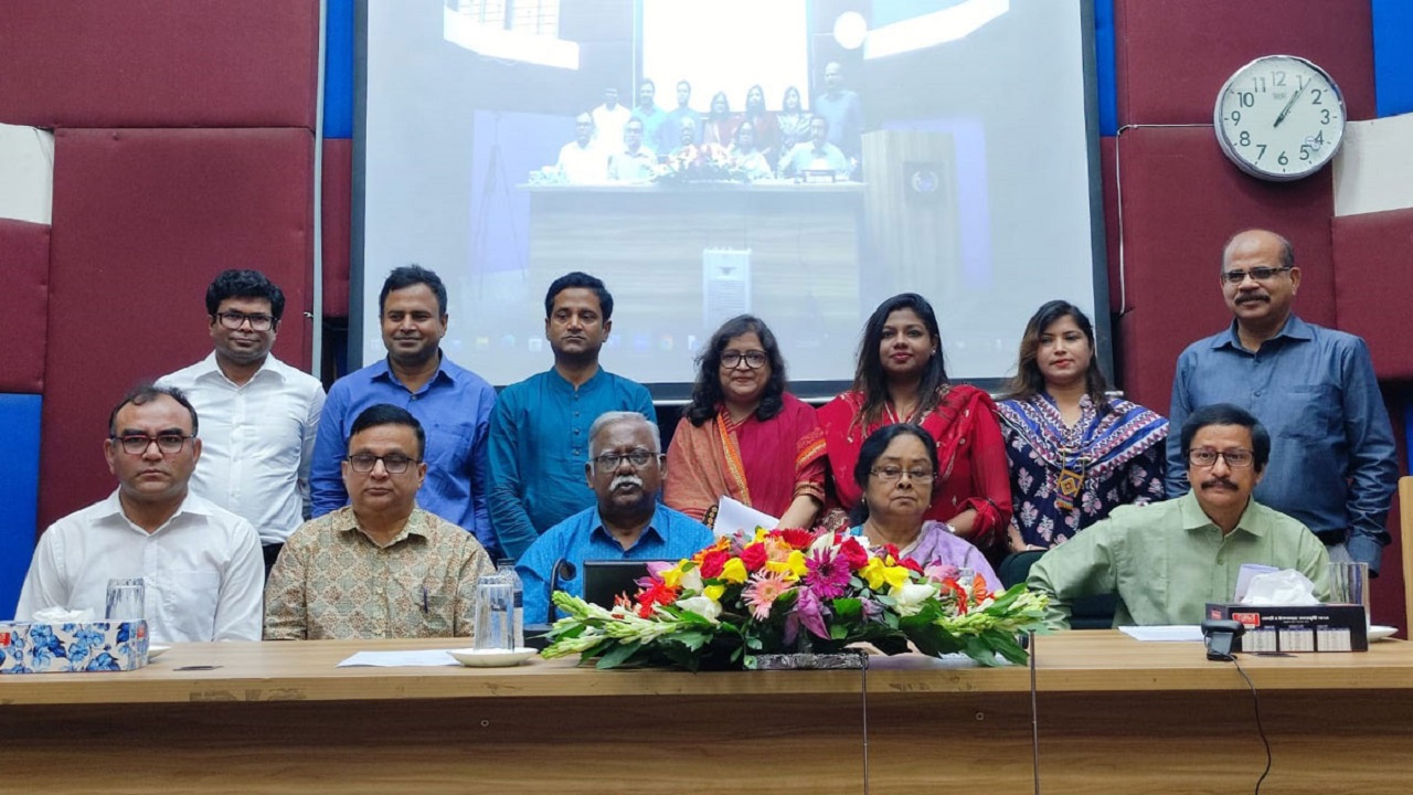 গত জুন মাসে রাষ্ট্রবিজ্ঞানীদের সংগঠন ‘বাংলাদেশ পলিটিক্যাল সায়েন্স নেটওয়ার্ক’ প্রতিষ্ঠিত হয়। ছবি: সংগৃহীত