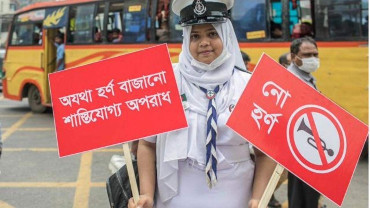 শব্দ দূষণ সম্পর্কে সচেতনতা তৈরিতে প্রচারণা। ছবি: সংগৃহীত