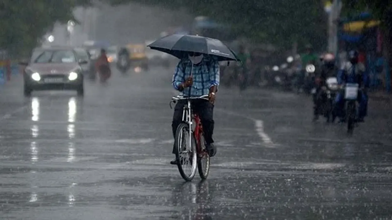 বজ্রসহ বৃষ্টিপাতের পূর্বাভাস দিয়েছে আবহাওয়া অধিদপ্তর। ছবি : সংগৃহীত