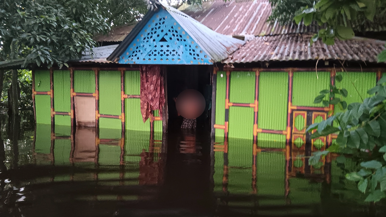 লক্ষ্মীপুরে বন্যা পরিস্থিতির অবনতি। ছবি : কালবেলা