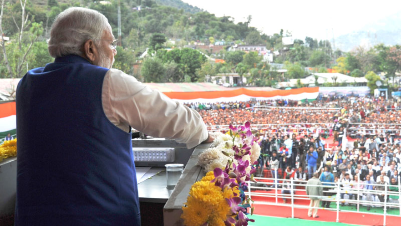 ‘হিন্দুপ্রধান’ জম্মু দিয়ে বিজেপির পক্ষে ‘মুসলিম’ কাশ্মীর জেতা কি সম্ভব?