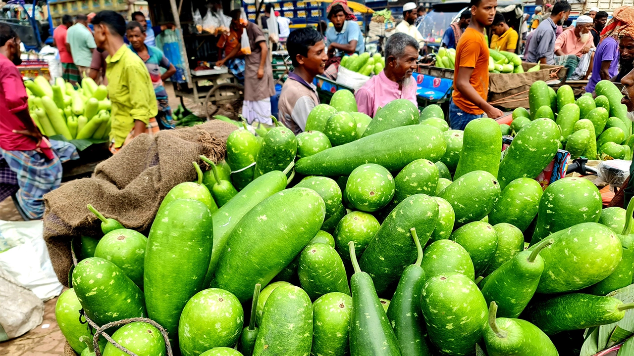 বগুড়ার সবজির মোকাম। ছবি : কালবেলা