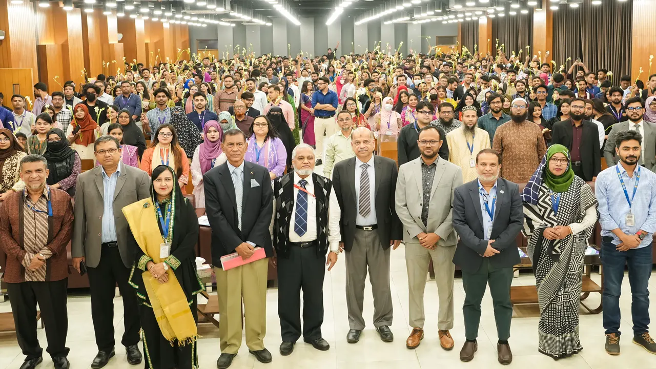 ফল সেমিস্টারের শিক্ষার্থীদের স্বাগত জানাল সাউথইস্ট ইউনিভার্সিটি