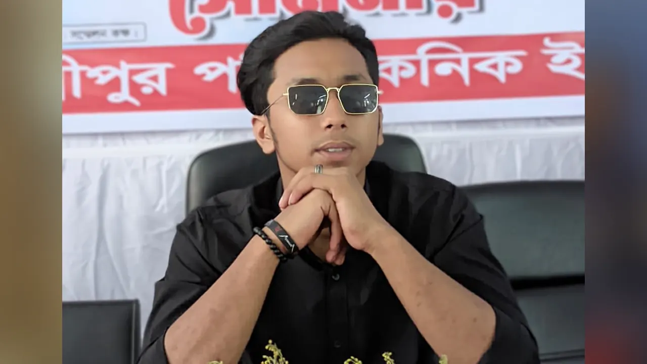 ছাত্র আন্দোলনে শহীদ মাহমুদুল হাসান রিজভী। ছবি : সংগৃহীত