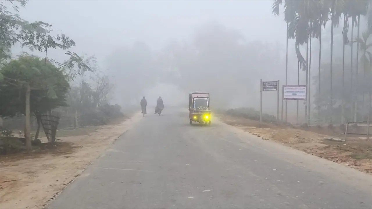 তেঁতুলিয়ার শীতের সকাল। ছবি : কালবেলা