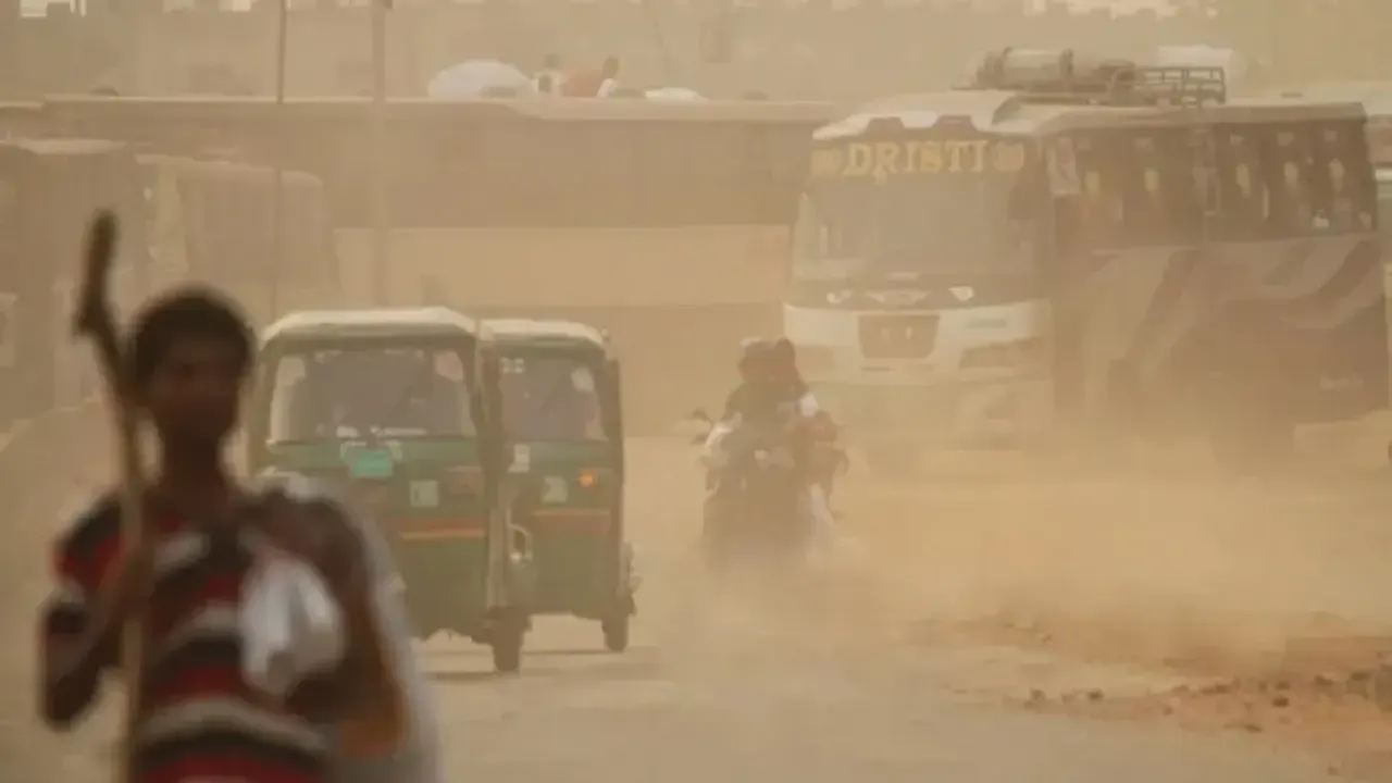 বায়ুদূষণে শীর্ষে ঢাকা