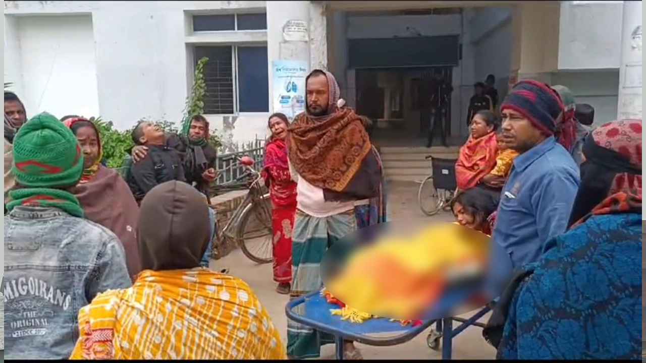 গোপালগঞ্জের কাশিয়ানীতে সড়ক দুর্ঘটনায় নিহত স্বজনদের আহাজারি