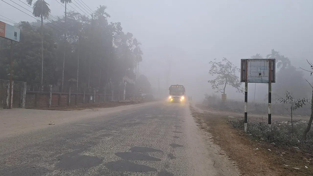 তেঁতুলিয়ার শীতের সকাল। ছবি : কালবেলা