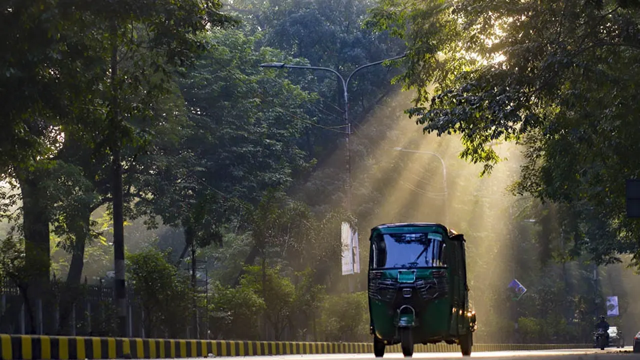 ঢাকার সকাল। ছবি : সংগৃহীত